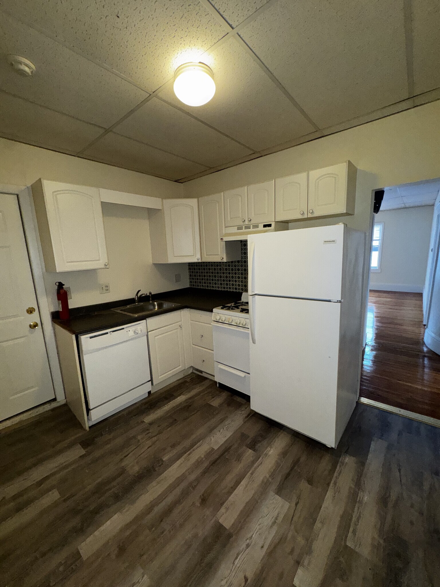 14 Alberta Terrace unit 6-3, Cambridge, MA 02140 - photo 1