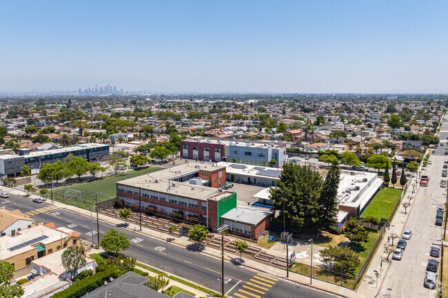 Alliance Renee & Meyer Luskin Academy High School, Rankings & Reviews