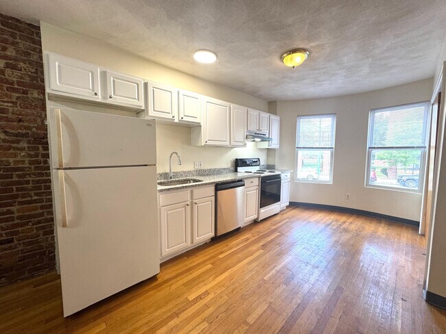 838 Huntington Ave unit 1, Boston, MA 02115 - photo 4