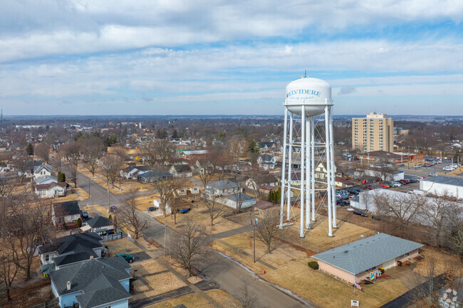 Belvidere features homes styles like bungalows, ranches, and American Foursquares.