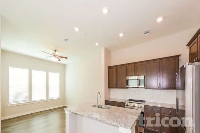 317 Lincoln Cir, Saginaw, TX 76179 - photo 7