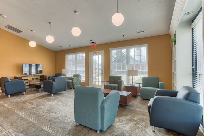 The District at Cape, Cape Girardeau, MO 63703 - photo 7