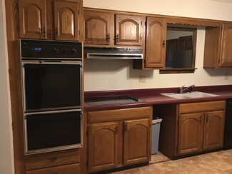 602 E Second St Unit PeachHavenRentals, Franklin, OH 45005