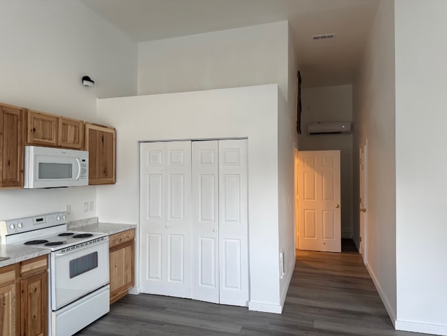 113 Skeels Ave, Hamilton, MT 59840 - photo 6