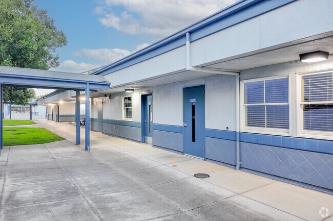 Little Chico Creek Elementary is where each student's potential develops nearby Paradise.