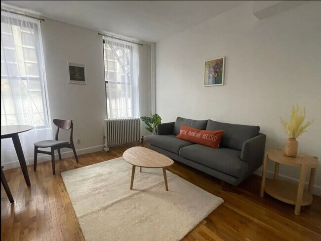 410 E 60th St unit ID1328954P, New York, NY 10022 - photo 3