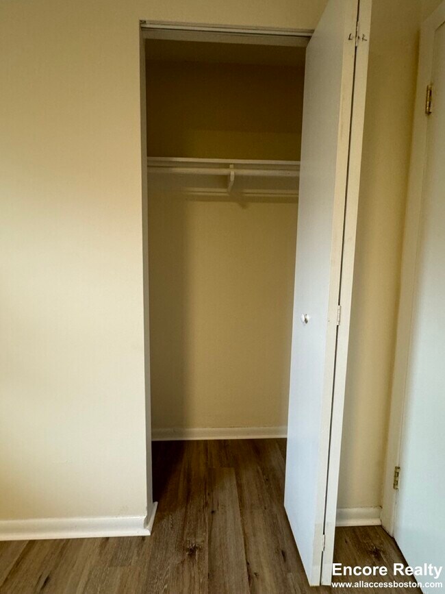 38 Higgins St unit 13, Boston, MA 02134 - photo 2