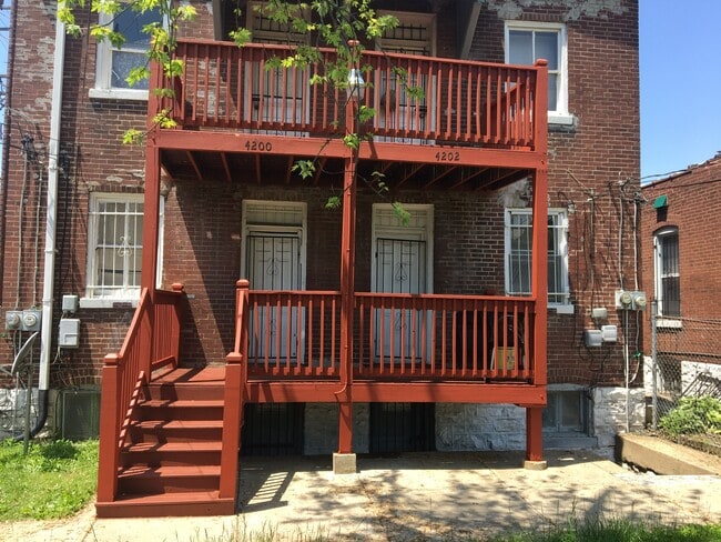 4200 College Ave unit 4200 1, Saint Louis, MO 63107 - photo 2