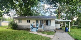 1655 Fenmore Dr, Florissant, MO 63031