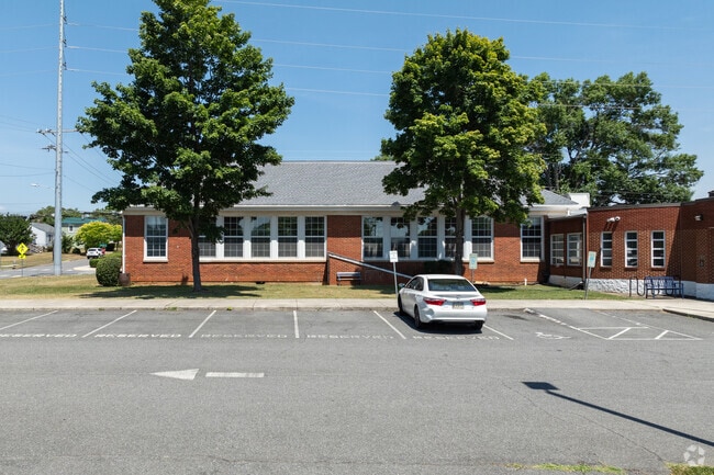 Dearington Elementary School for Innovation