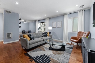 200 Elm Ave Unit 15, Long Beach, CA 90802