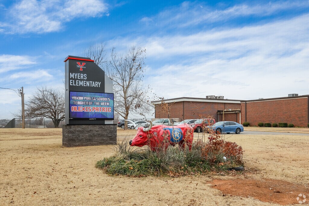 Myers Elementary School fosters excellence in education.