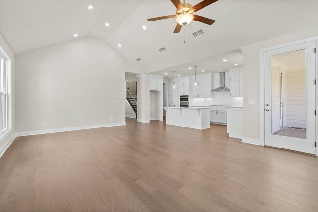 550 Pilgrim Mill Rd unit 36478803, Cumming, GA 30040 - photo 7