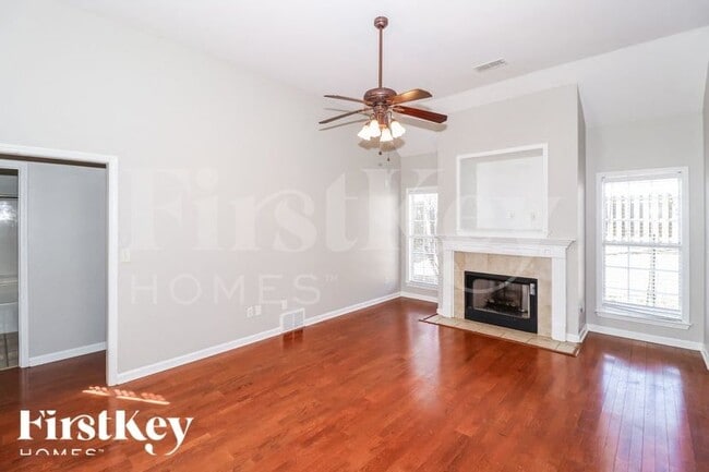 969 Nesting Wood Cir W, Cordova, TN 38018 - photo 3