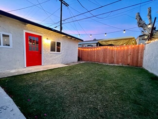 891 E 53rd St, Los Angeles, CA 90011