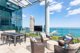 340 E North Water St, Chicago, IL 60611