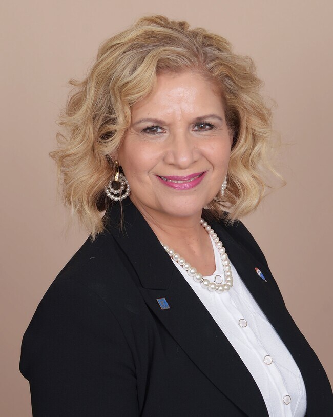 Mary Lou Herrera
