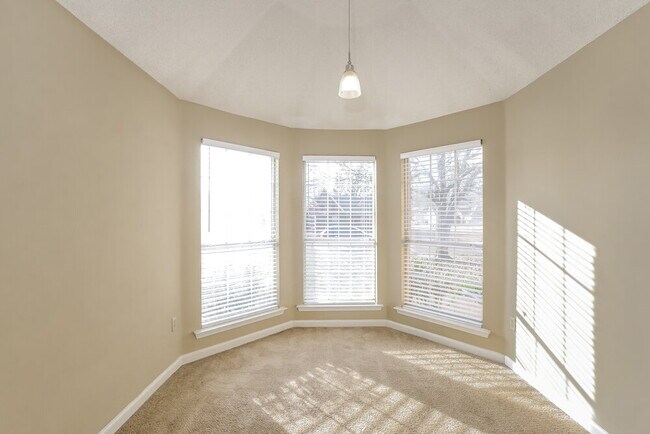 5780 Lancaster Dr, Olive Branch, MS 38654 - photo 7