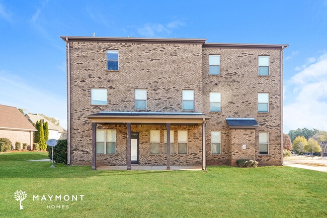 1001 Donegal Dr, Locust Grove, GA 30248 - photo 3