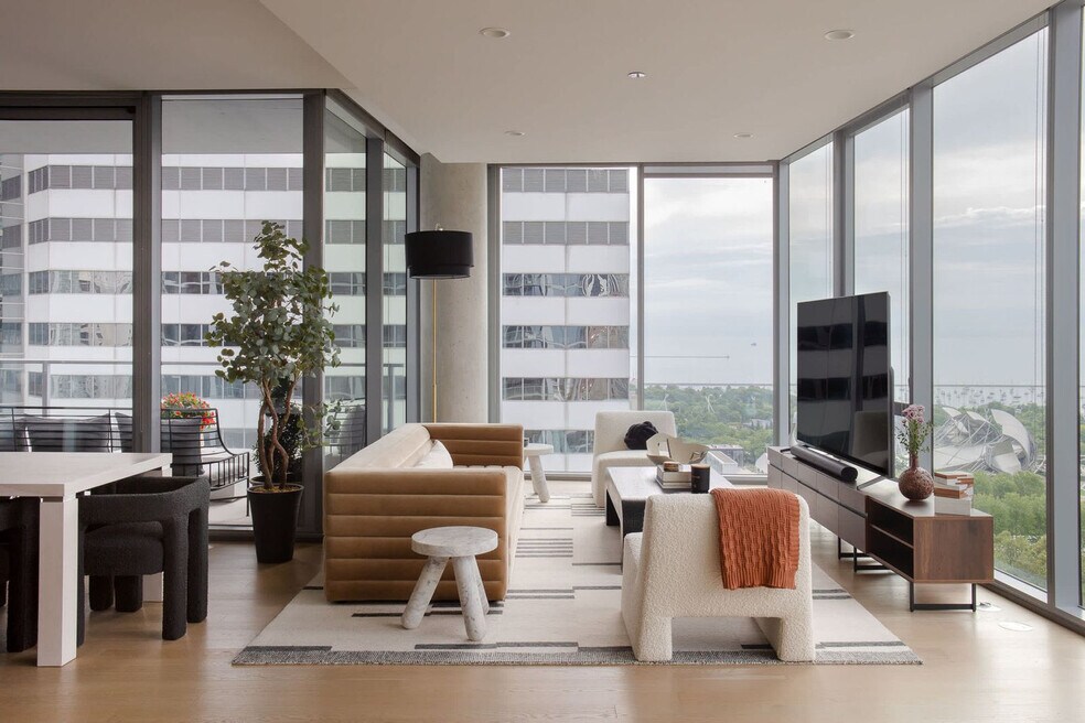 60 E Randolph St unit ID1029627P, Chicago, IL 60601 - photo 1