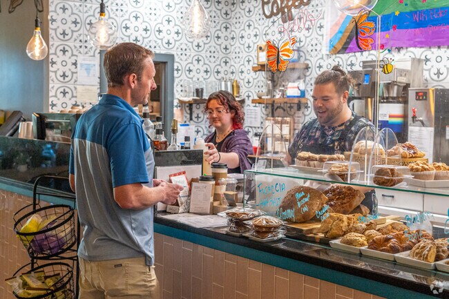 Elder + Oat in West Dundee offers artisanal coffee and fresh pastries.