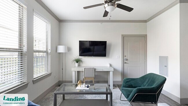 12500 Shadowglen Trace unit 8303, Manor, TX 78653 - photo 4