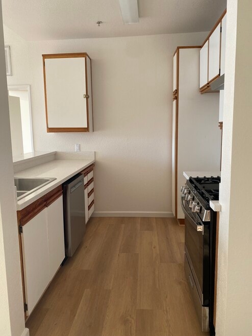 Manhattan Regency, Los Angeles, CA 90020 - photo 1