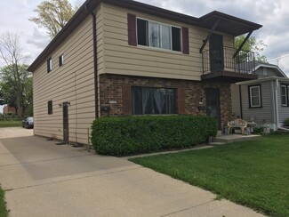 3150 S 95th St Unit Upper Unit, Milwaukee, WI 53227