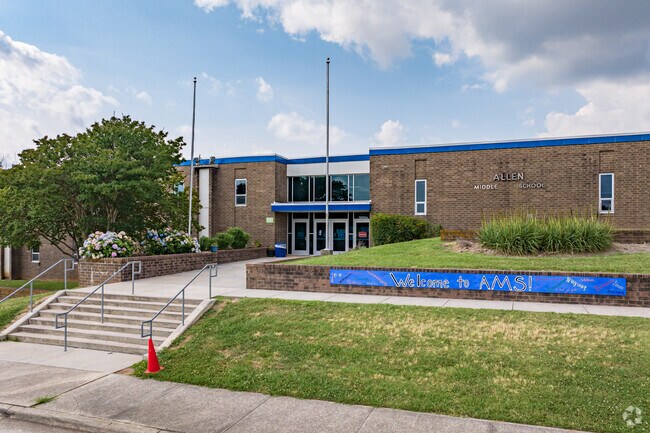 Allen Middle School has a 14:1 teacher-to-student ratio.