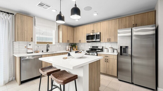 915 Cadence View Way unit 36037367, Henderson, NV 89015 - photo 5