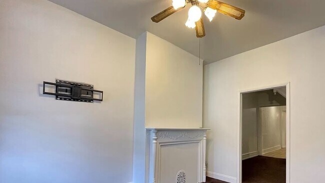 3719 N 15th St unit 1, Philadelphia, PA 19140 - photo 2