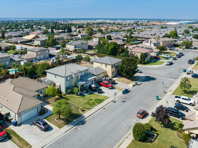 Meadow View residents enjoy quiet neighborhood streets.