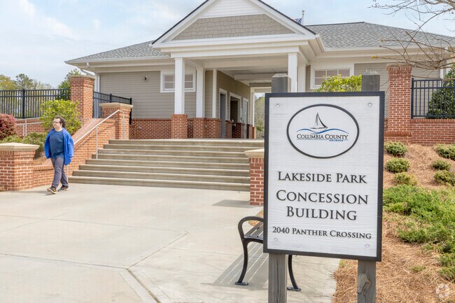 Lakeside Park offers amenities that are convenient for families on the go.