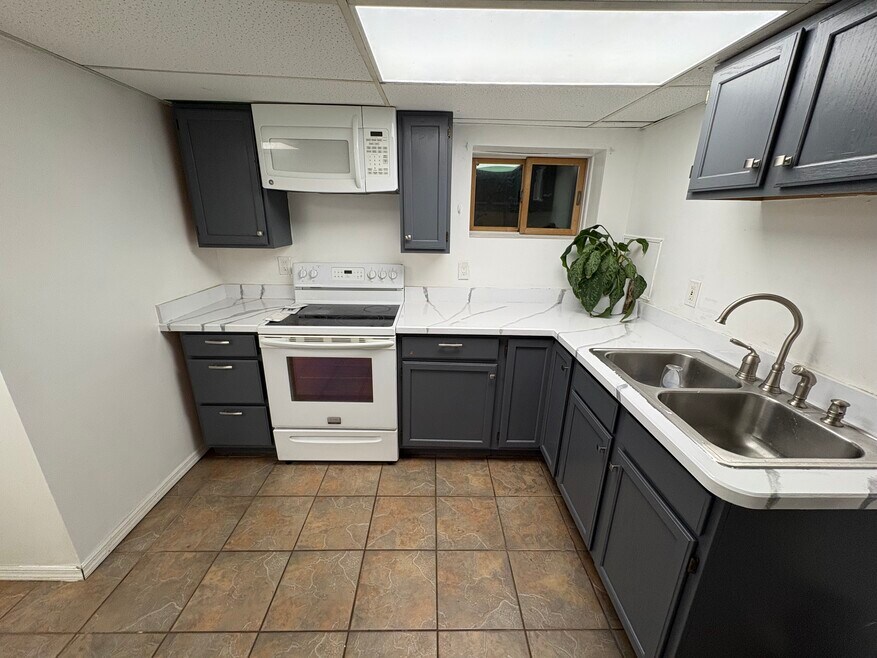 28 Clearview Dr unit 1, Wyandanch, NY 11798 - photo 1