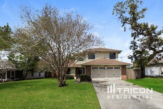 2337 Hawthorne Rd, Spring Hill, FL 34609