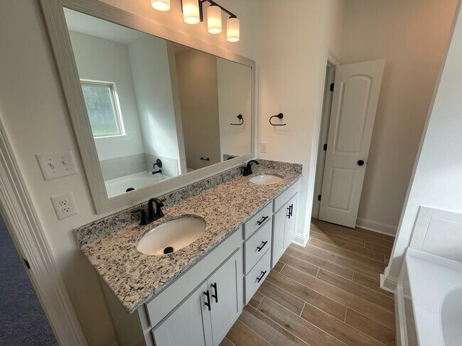 354 Rue Evangeline, Houma, LA 70364 - photo 6