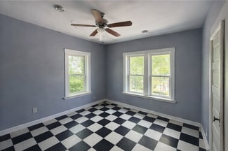 2394 W 3rd St, Cleveland, OH 44113