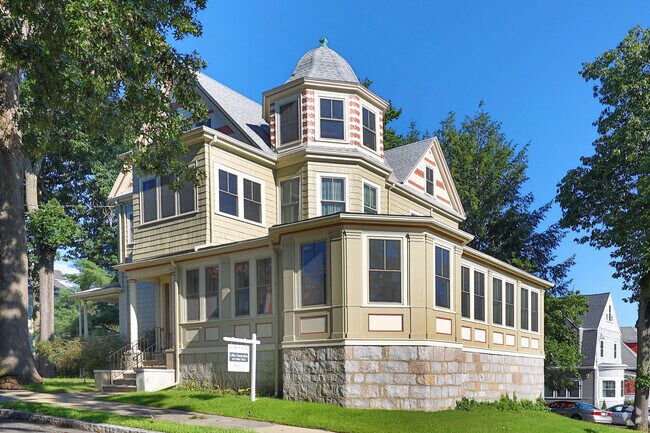 Large Queen Ann architecture is frequently seen in Melrose.