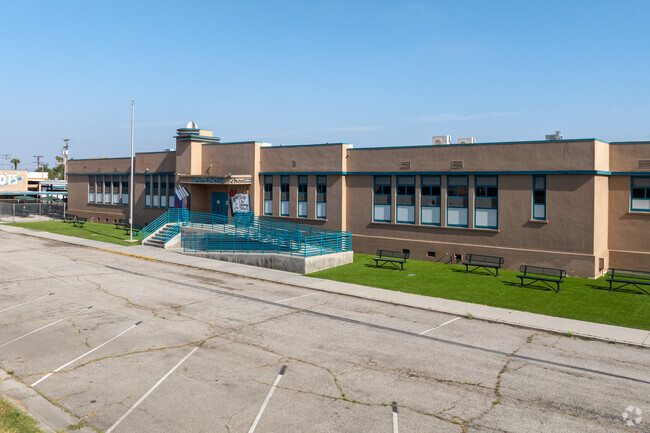 Innovative programs at Kelly Elementary School foster critical thinking.