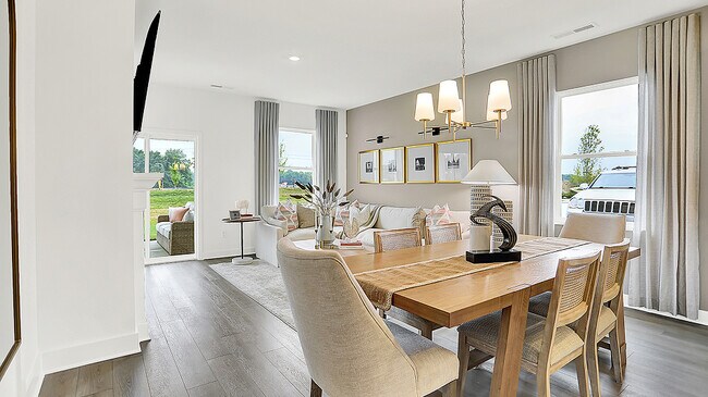 5313 Foxley Park Ln, Avon, IN 46123 - photo 4