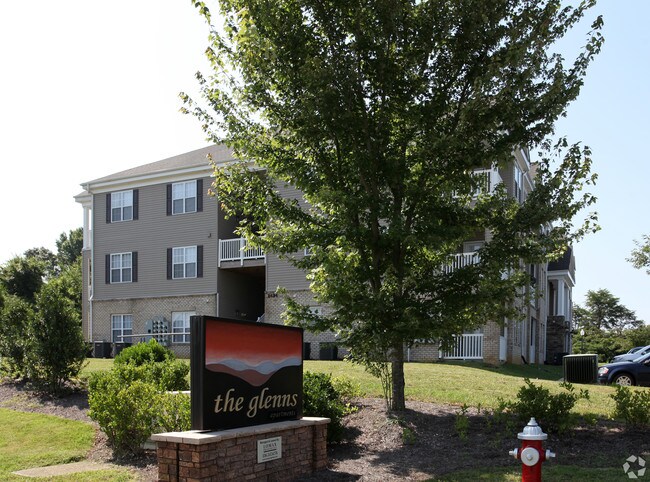 The Glenns at Elon, Burlington, NC 27217 - photo 3