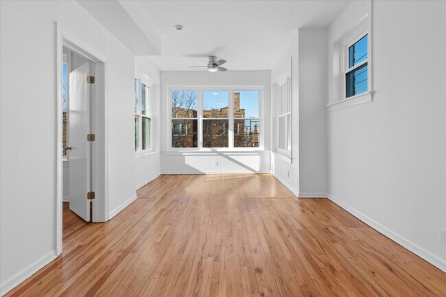 4343 N Spaulding Ave unit 2, Chicago, IL 60618 - photo 3