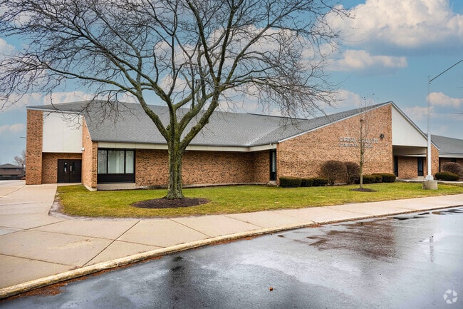 The courses at Christa McAuliffe Elementary School encourage critical thinking and creativity.