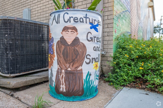 Residents express creativity with unique garden accents in Manvel.
