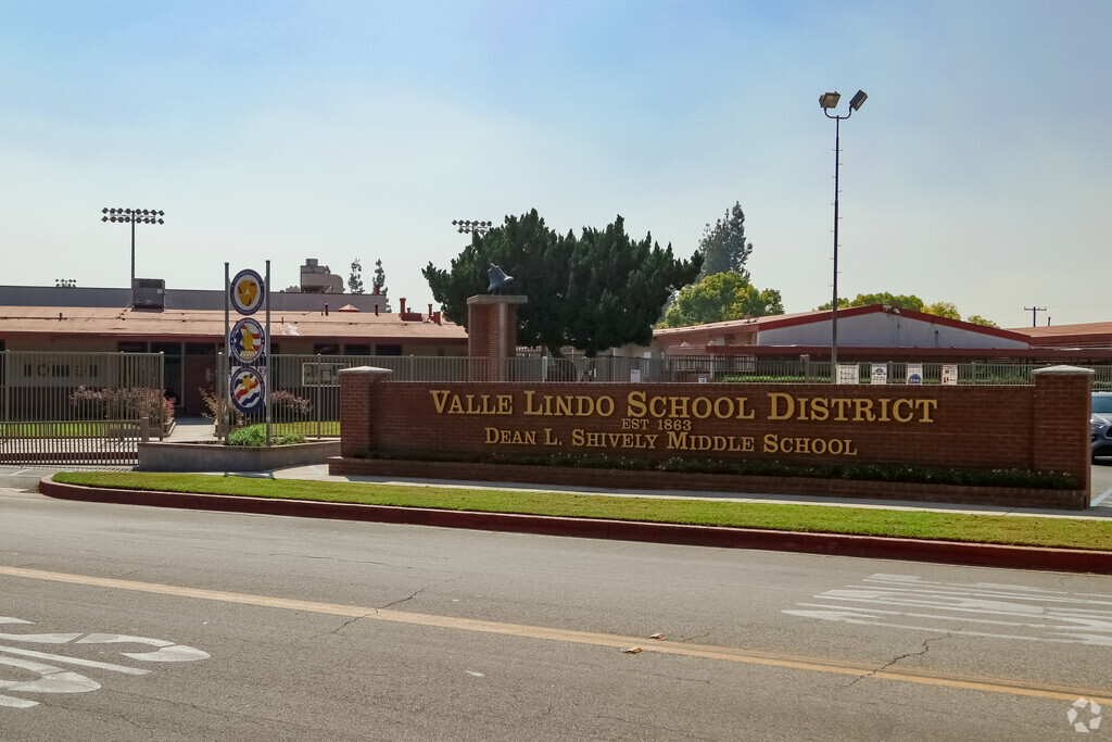 Dean L. Shively Middle School provides education in the neighborhood of 
South El Monte