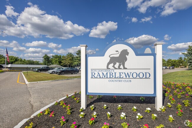 The Ramblewood Country Club is a public course near Holiday Village.