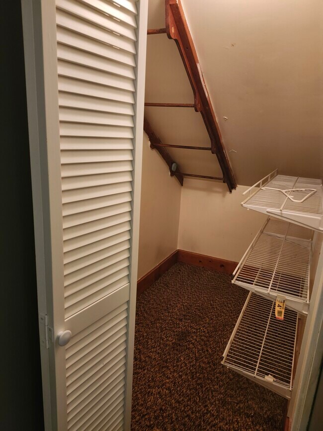 Walk in closet