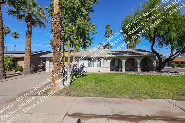 2132 E Tulane Dr, Tempe, AZ 85283 - photo 4