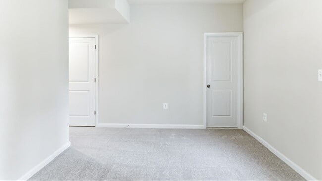 209 Monteith Dr, Winchester, VA 22601 - photo 4