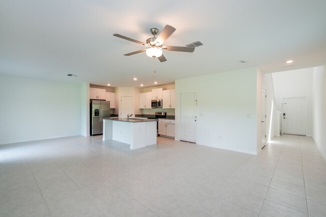 2125 Skybrooke Blvd, Lutz, FL 33558 - photo 5
